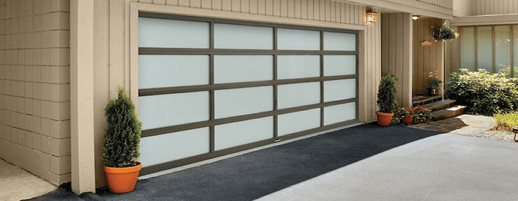 Hire A Garage Door Repair Professional, Cost To Fix Garage Door